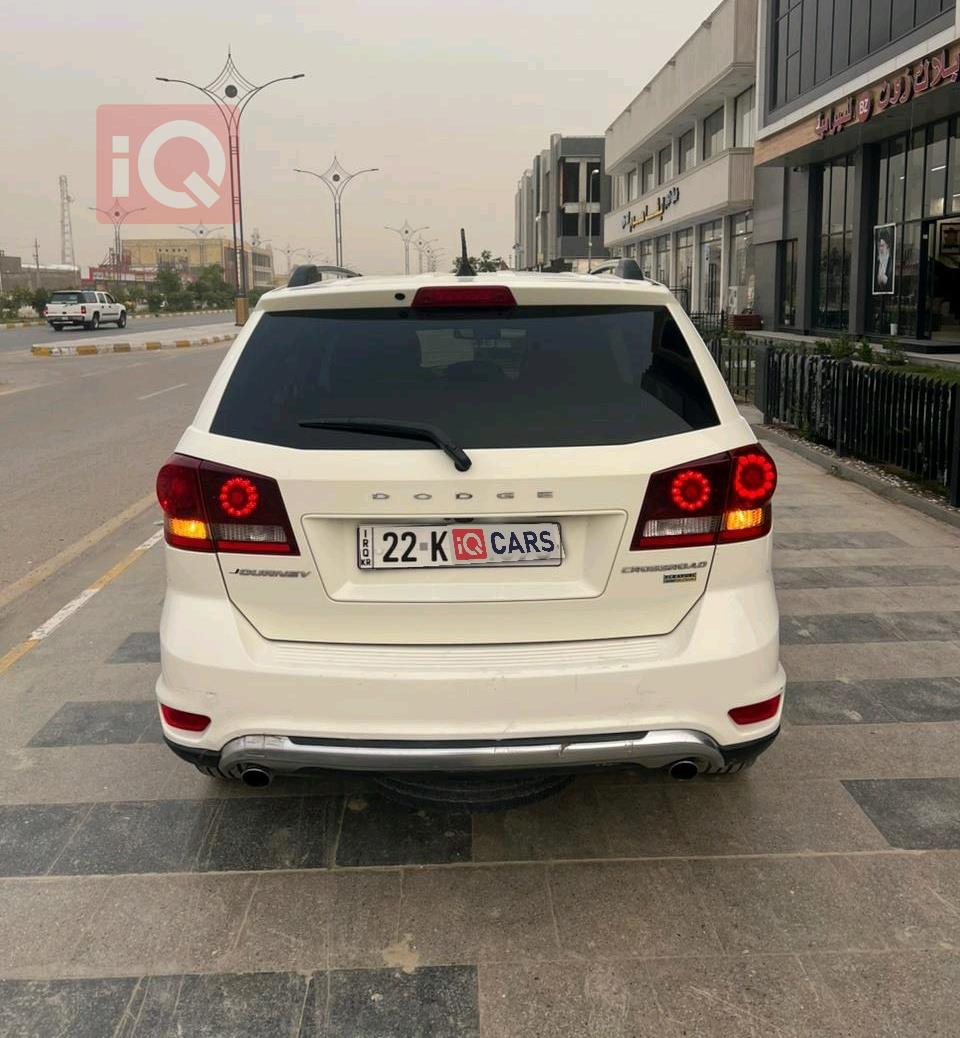 دودج جورني